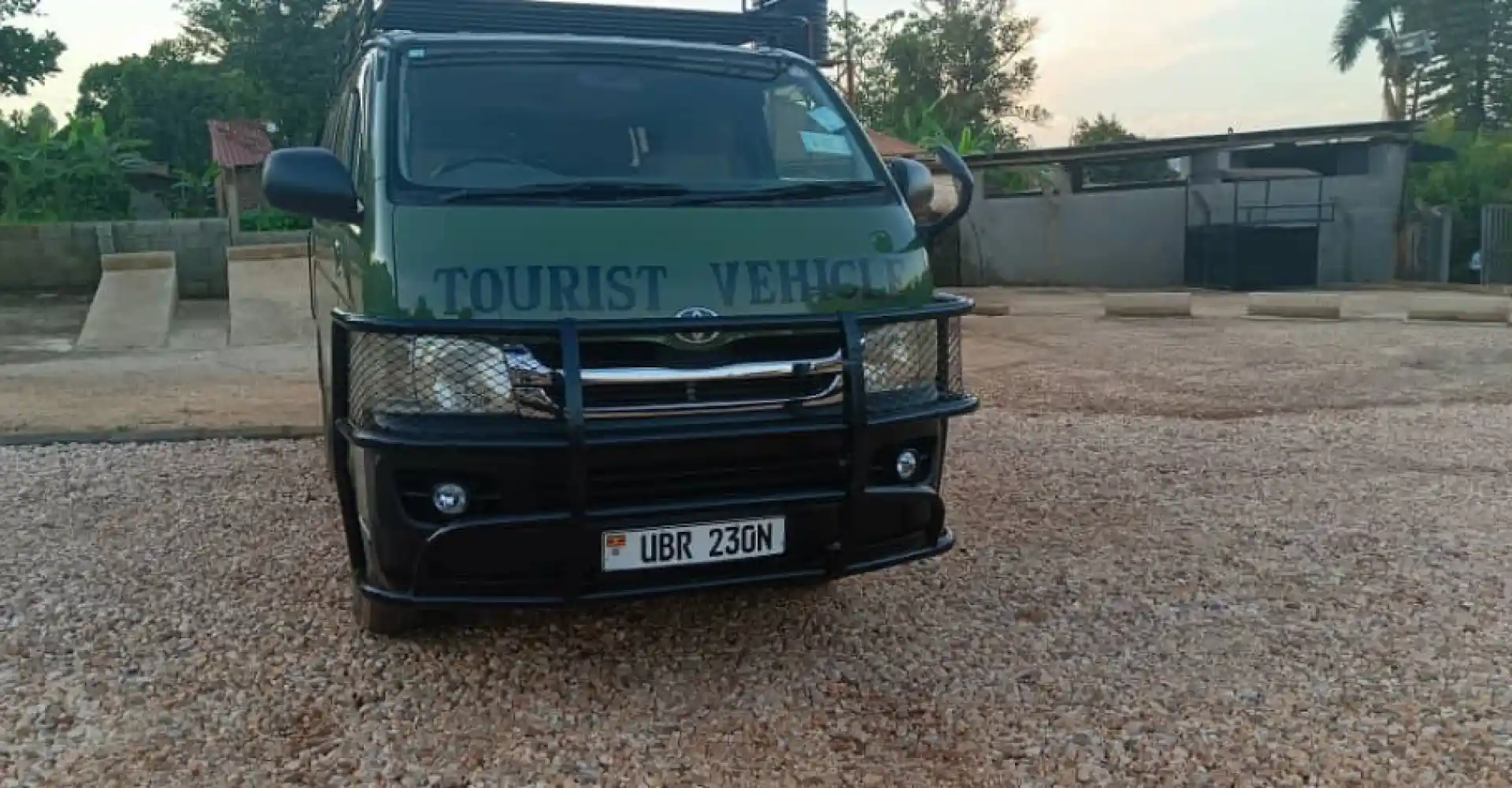 Top 4 Family Cars For Hire in Uganda
